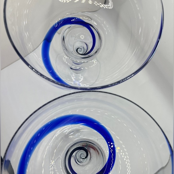 Vintage Pier 1 Blue Swirl Margarita Glasses Set of 2 - Picture 9 of 10
